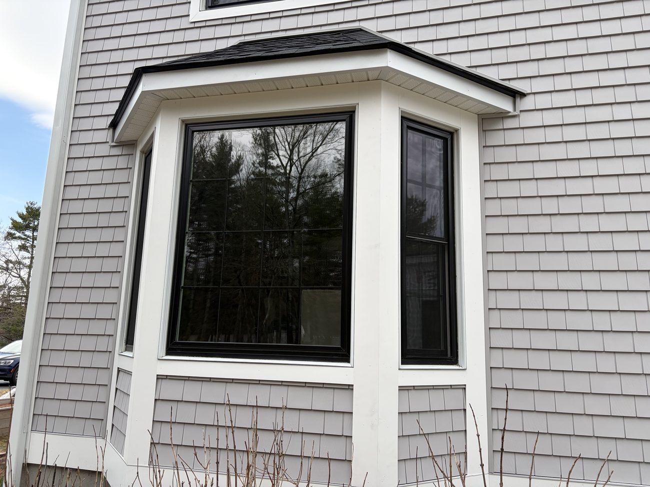 Custom cedar shake siding on a home in the Medfield, MA area